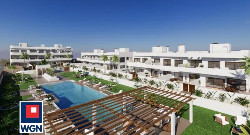 Dom na  sprzedaż Los Alcazares - Nowoczesne bungalowy 800 m od plaży